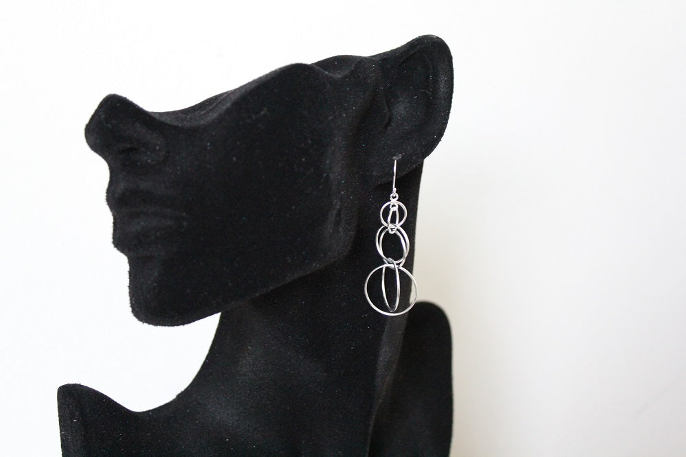 Silver Wire Circle Links Earrings