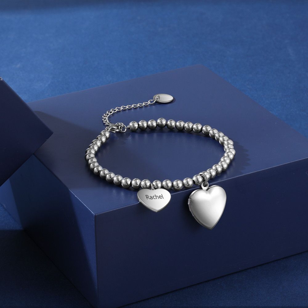 Personalised women’s bracelet with photo pendant
